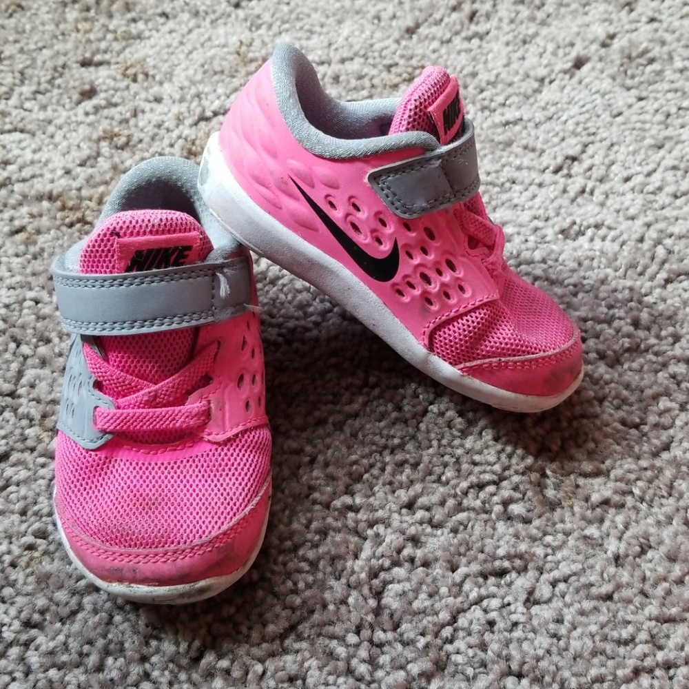Nike Toddler shoe size 5C